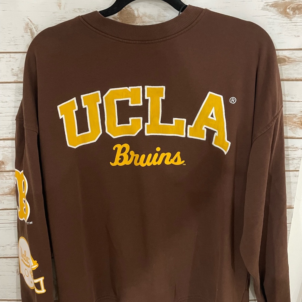 H&M UCLA Oversized Crewneck Size S